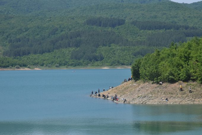 Подигнат споменик во чест рибочуварите Ѓорѓи Божијанов-Буги, Дамјан Рашковски, Глигор Ристов, и Васе Мицев