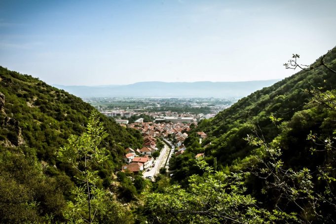 “Еко Фронт” со акција за чистење и косење на просторот долж трим патеката “Ловен дом – Св. Илија”