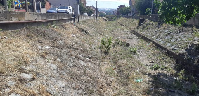 Генерално чистење на поројот на улица “Крушевска Република“